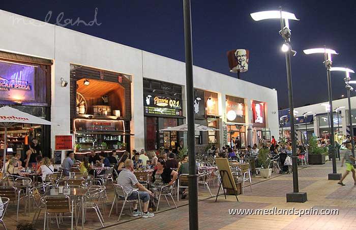 Квартира в Торревьеха, Аликанте, Испания 2 спальни, 77м2 №108847