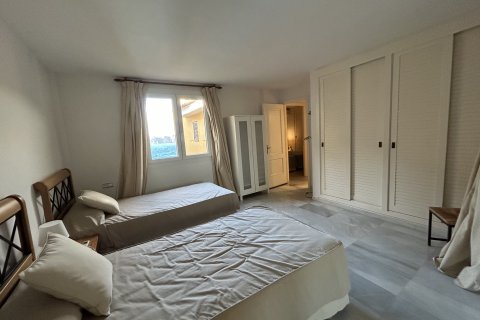 Apartment for rent Santa Ponsa, Mallorca, Spain 4 bedrooms, 150 sq.m. No. 111928 - photo 12
