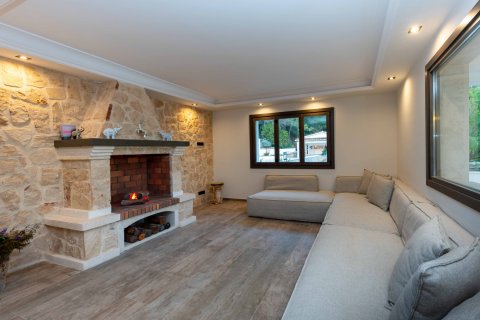Finca myytävänä Establiments, Mallorca, Espanja, 7 makuuhuonetta, 601 m2 No. 111922 - kuva 16