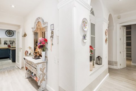 Apartment for sale Cadiz, Spain 5 bedrooms, 212 sq.m. No. 92077 - photo 14