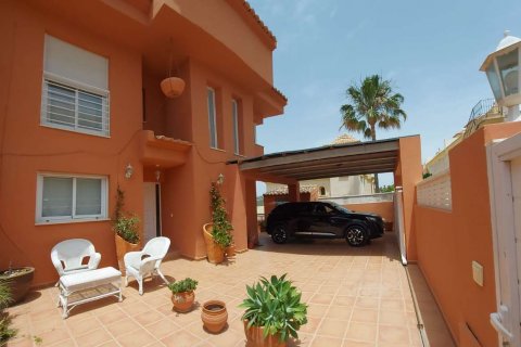 Продажа виллы в Кальпе, Аликанте, Испания 4 спальни, 341м2 №118045 - фото 1