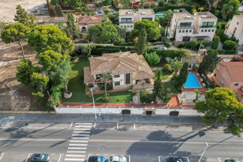 Villa for sale Alicante, Spain 8 bedrooms, 473 sq.m. No. 118044 - photo 2