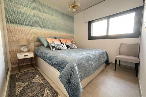 Apartment for sale Benidorm, Alicante, Spain 1 bedroom, 134 sq.m. No. 118046 - photo 16