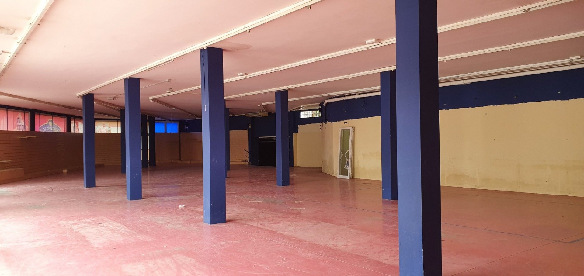Proprietà commerciale a Lloret de Mar, Girona, Spagna 2174 mq. N° 83797