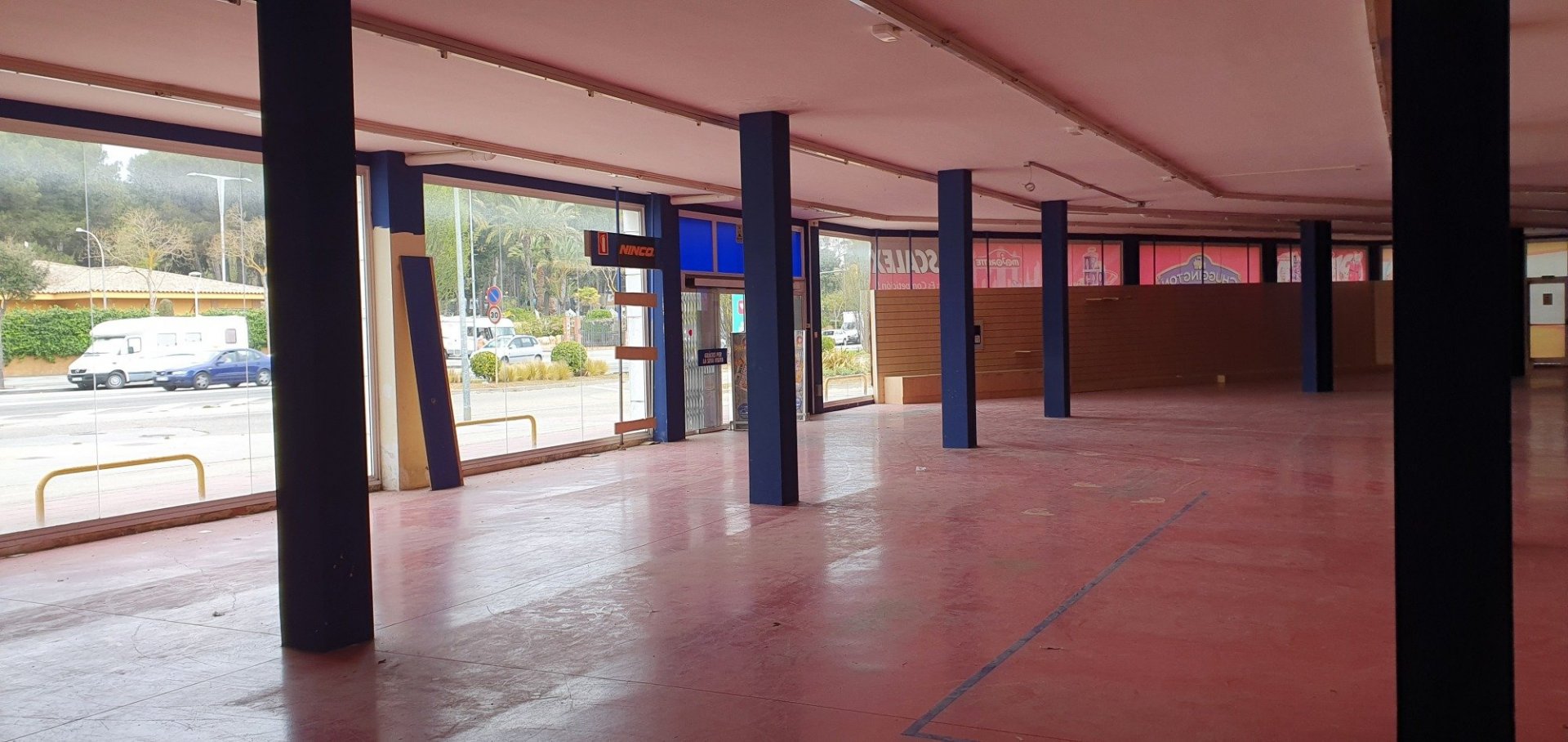 Proprietà commerciale a Lloret de Mar, Girona, Spagna 2174 mq. N° 83797
