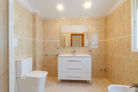 Villa pārdošanā Alicante, Spānijā 5 istabas, 240 m2 Nr. 115042 - attēls 12