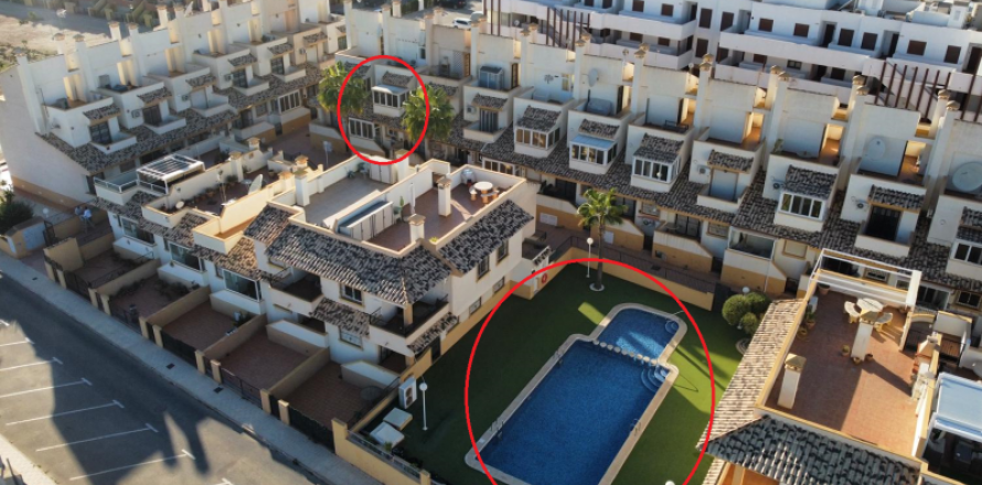 Townhouse Alicante, Espagne 3 chambres, 113 m2 No. 115044