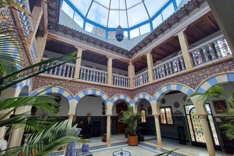 Huvila myytävänä Alicante, Espanja, 5 makuuhuonetta, 860 m2 No. 115045 - kuva 24