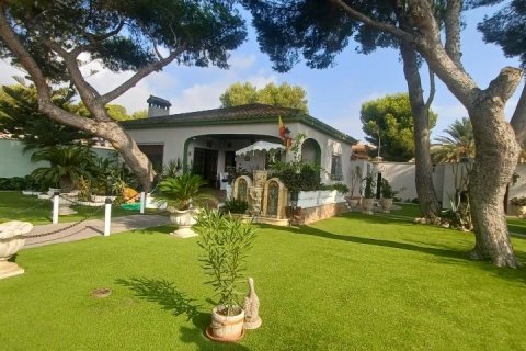 Villa for sale Alicante, Spain 3 bedrooms, 250 sq.m. No. 115036 - photo 7