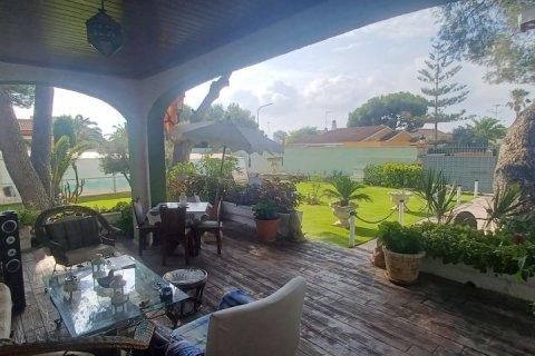 Villa for sale Alicante, Spain 3 bedrooms, 250 sq.m. No. 115036 - photo 10