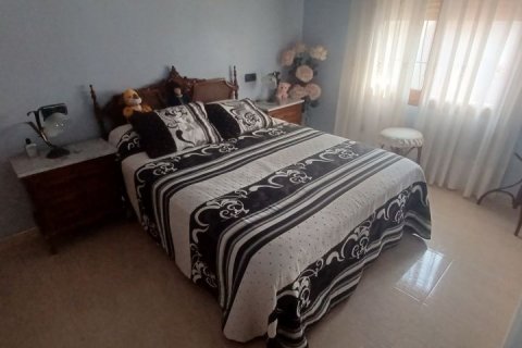 Villa for sale Alicante, Spain 3 bedrooms, 250 sq.m. No. 115036 - photo 28