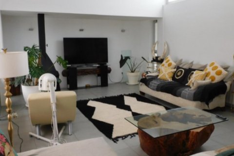 Villa for sale Alicante, Spain 6 bedrooms, 280 sq.m. No. 115046 - photo 5