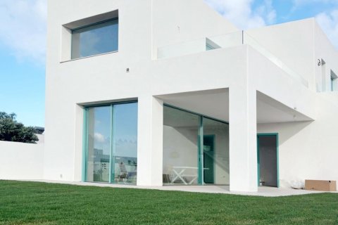 Villa in vendita Cadiz, Spagna 4 camere da letto, 186.2 mq. N° 108378 - foto 1