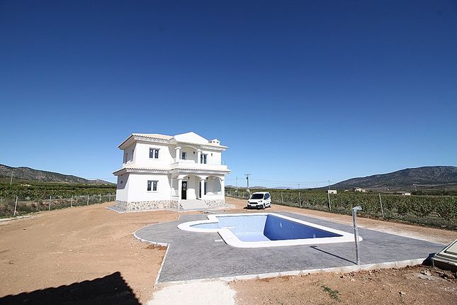 Villa in Pinoso, Alicante, Spain 3 bedrooms, 150 sq.m. No. 87017