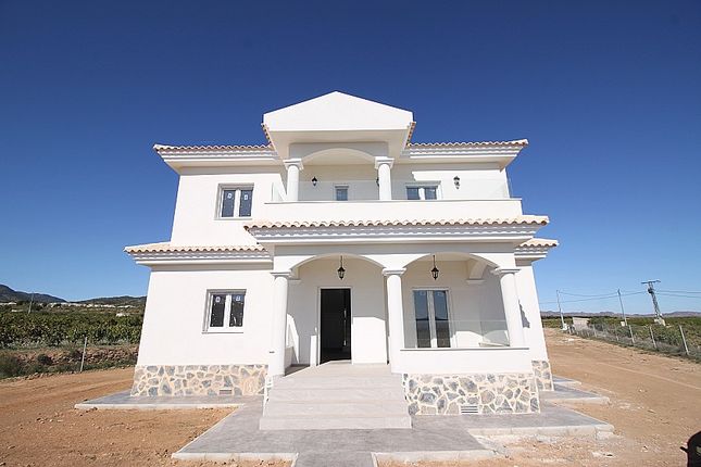 Villa in Pinoso, Alicante, Spain 3 bedrooms, 150 sq.m. No. 87017