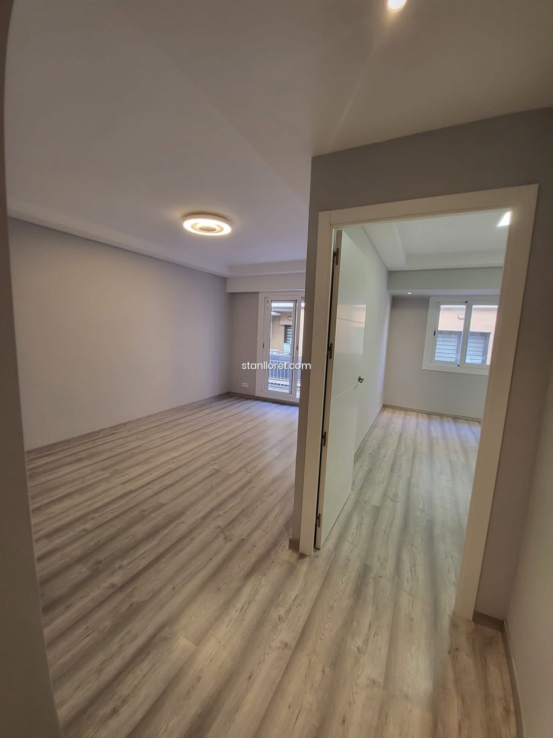 Apartament w Barcelona, Hiszpania 3 sypialnie, 54 mkw. nr 104054