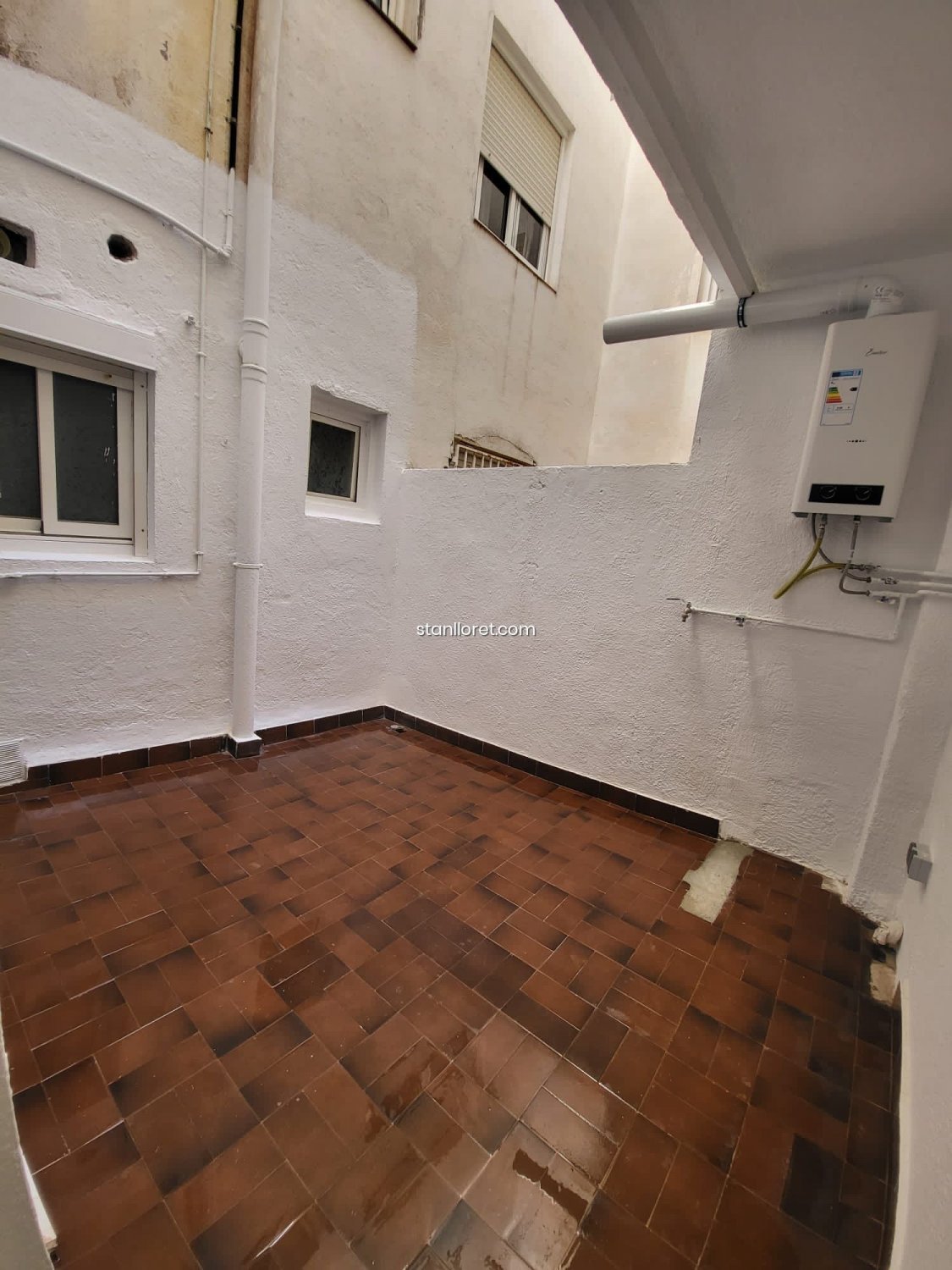 Apartament w Barcelona, Hiszpania 3 sypialnie, 54 mkw. nr 104054