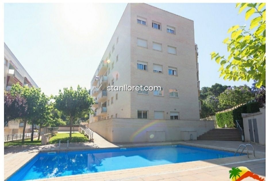 Penthouse in Lloret de Mar, Girona, Spain 3 bedrooms, 112 sq.m. No. 104052