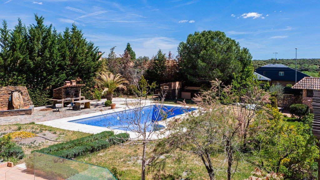 Villa in El Escorial, Madrid, Spanien 8 Schlafzimmer, 1294 m2 Nr. 105710