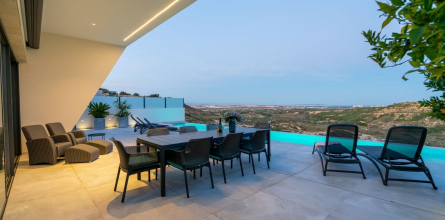 Villa Rojales, Alicante, Spanien 3 Schlafzimmer, 236 m2 Nr. 110237