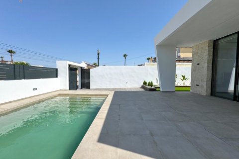 Villa for sale Torrevieja, Alicante, Spain 3 bedrooms, 125 sq.m. No. 109042 - photo 15