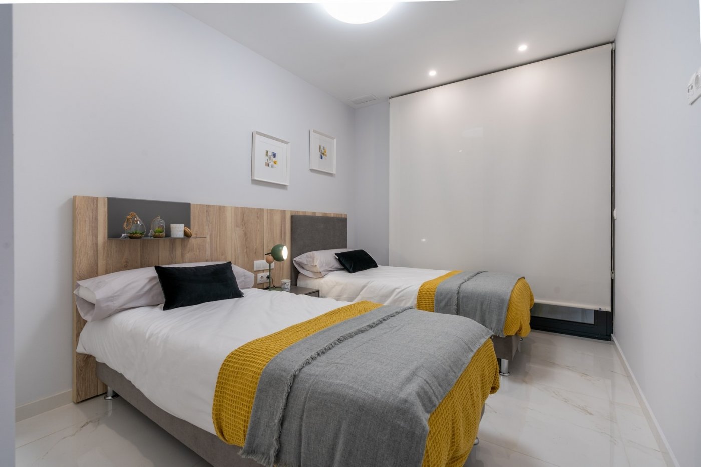 Apartment à Benidorm, Alicante, Espagne 2 chambres, 80 m2 No. 117710