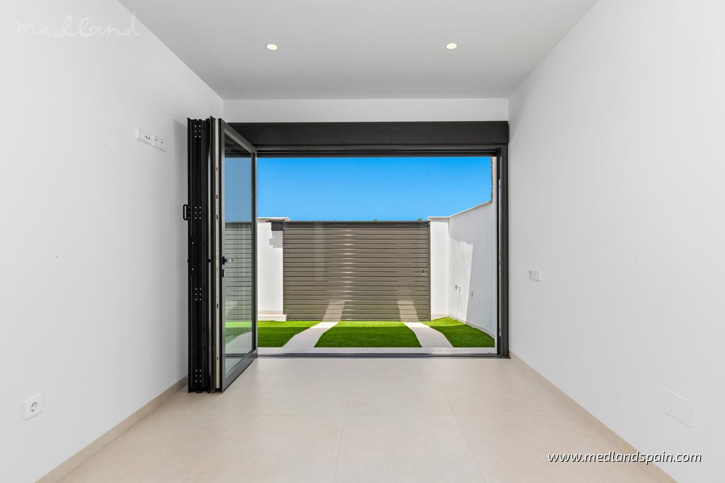 Villa in Los Alcazares, Murcia, Spain 3 bedrooms, 109 sq.m. No. 104840
