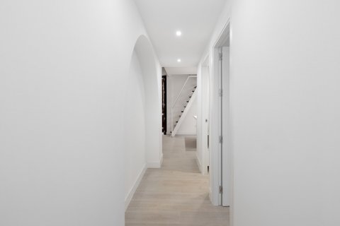 Dvīņu māja pārdošanā Cadiz, Spānijā 4 istabas, 144.77 m2 Nr. 106086 - attēls 10