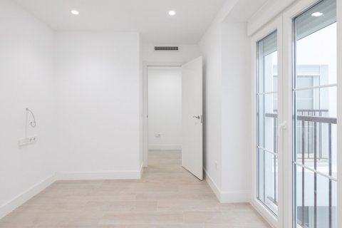 Dvīņu māja pārdošanā Cadiz, Spānijā 4 istabas, 144.77 m2 Nr. 106086 - attēls 8
