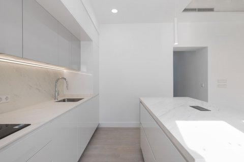 Apartment for sale Cadiz, Spain 2 bedrooms, 101.02 sq.m. No. 106089 - photo 21