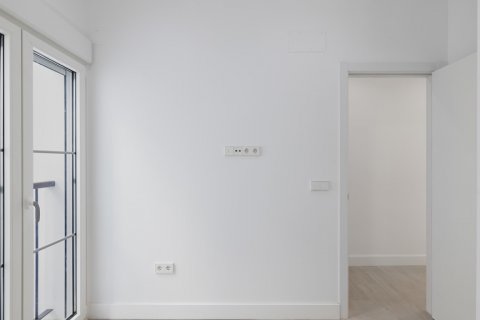 Apartment for sale Cadiz, Spain 2 bedrooms, 101.02 sq.m. No. 106089 - photo 15