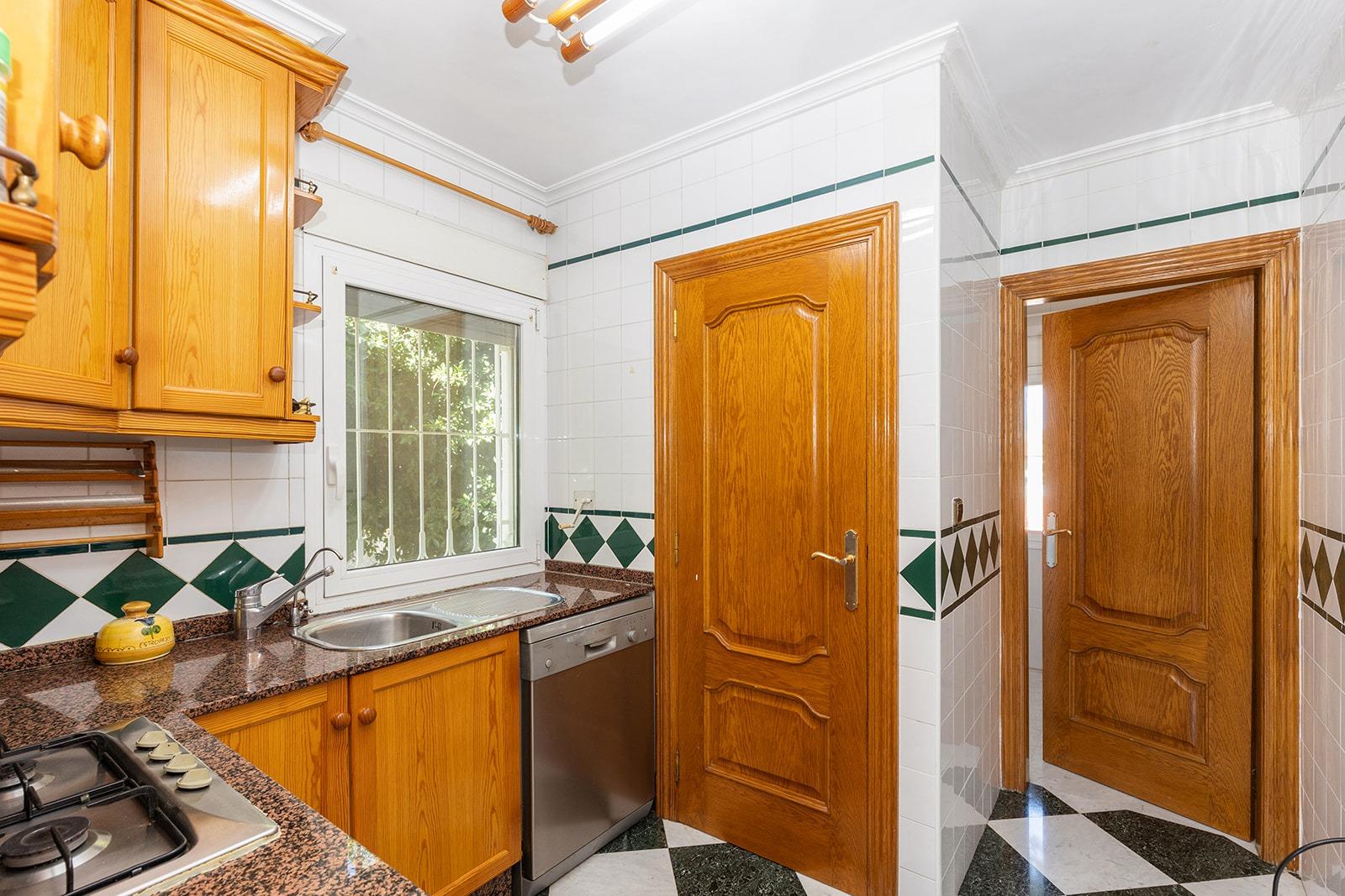 Villa à Torrevieja, Alicante, Espagne 5 chambres,  No. 114660