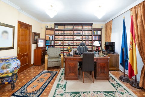 Huvila myytävänä Santo Domingo, Madrid, Espanja, 5 makuuhuonetta, 477 m2 No. 106716 - kuva 19