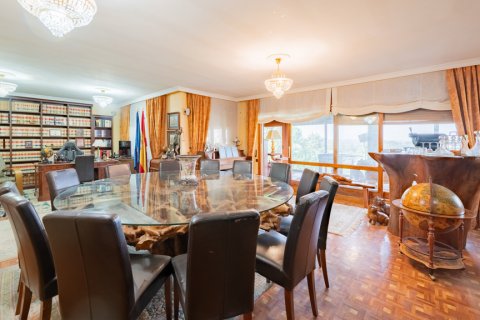 Huvila myytävänä Santo Domingo, Madrid, Espanja, 5 makuuhuonetta, 477 m2 No. 106716 - kuva 17