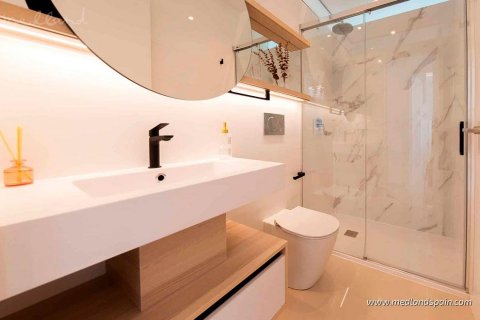 Продажа квартиры в Рохалес, Аликанте, Испания 3 спальни, 134м2 №105037 - фото 13