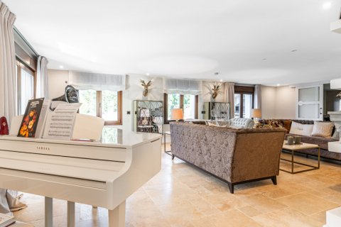 Willa Las Rozas de Madrid, Madrid, Hiszpania 5 sypialni, 650 mkw. nr 106857 – zdjęcie 3