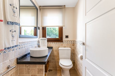 Willa Las Rozas de Madrid, Madrid, Hiszpania 5 sypialni, 650 mkw. nr 106857 – zdjęcie 30