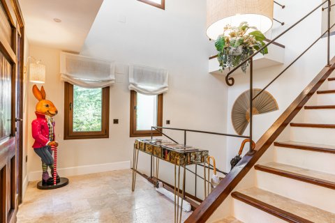 Willa Las Rozas de Madrid, Madrid, Hiszpania 5 sypialni, 650 mkw. nr 106857 – zdjęcie 16