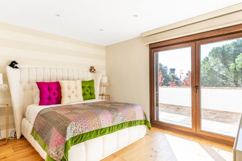 Willa Las Rozas de Madrid, Madrid, Hiszpania 5 sypialni, 650 mkw. nr 106857 – zdjęcie 24