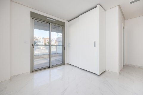 Apartment for sale Orihuela, Alicante, Spain 2 bedrooms, 70 sq.m. No. 112368 - photo 15