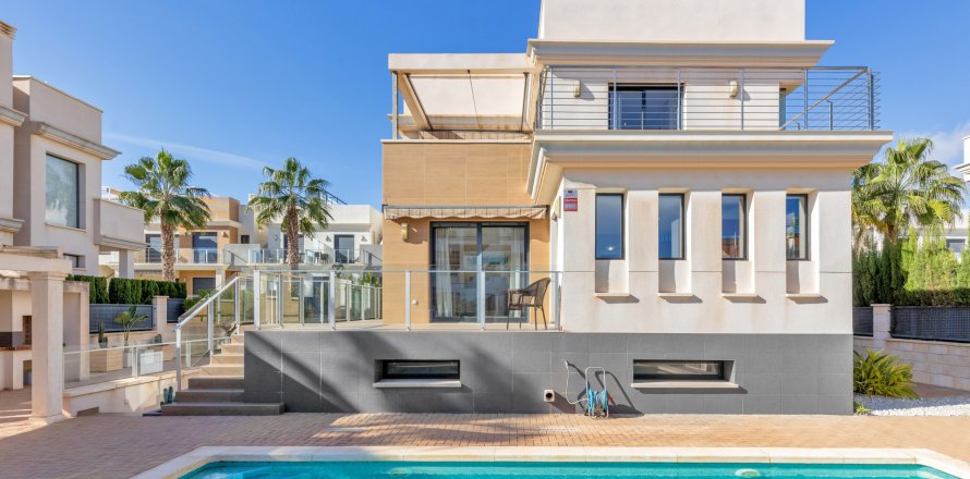 Villa La Zenia, Alicante, Spain 5 bedrooms, 296 sq.m. No. 114756