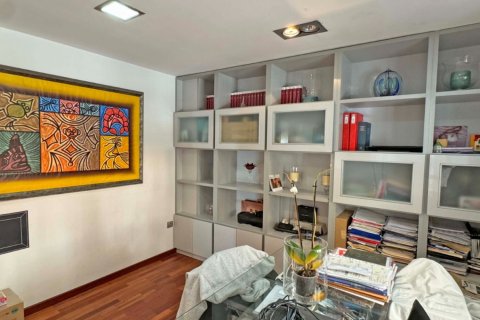 Dzīvoklis pārdošanā Torrevieja, Alicante, Spānijā 4 istabas, 154 m2 Nr. 114751 - attēls 28