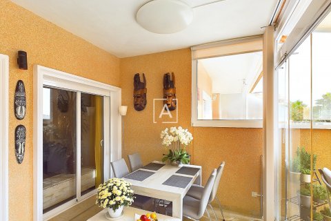 Продажа квартиры Вилламартин, Аликанте, Испания 2 спальни, 96м2 №114788 - фото 7