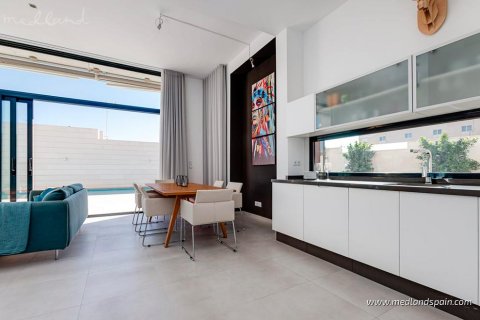 Villa for sale Pilar de la Horadada, Alicante, Spain 3 bedrooms, 111 sq.m. No. 108416 - photo 4