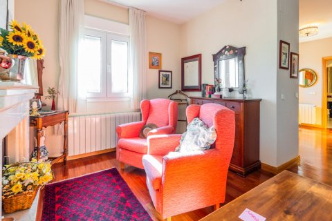 Villa for sale Pozuelo de Alarcon, Madrid, Spain 7 bedrooms, 840 sq.m. No. 107482 - photo 25