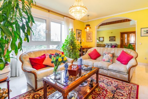 Villa for sale Pozuelo de Alarcon, Madrid, Spain 7 bedrooms, 840 sq.m. No. 107482 - photo 7