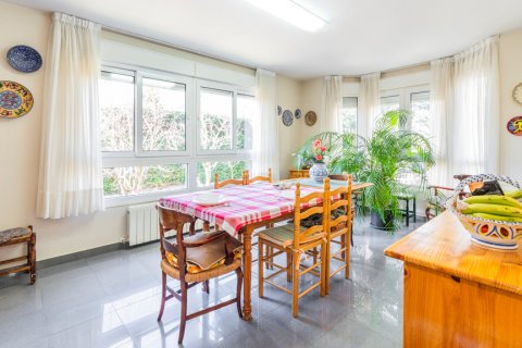 Villa for sale Pozuelo de Alarcon, Madrid, Spain 7 bedrooms, 840 sq.m. No. 107482 - photo 16