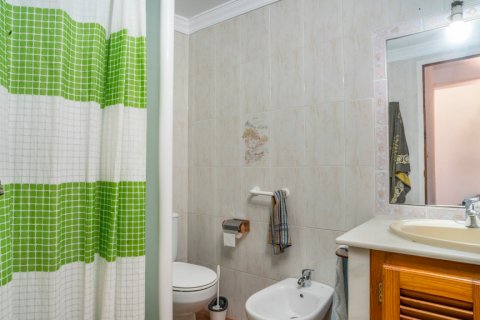 House à vendre Estepona, Malaga, Espagne, 4 chambres, 232 m2 No. 107481 - photo 29