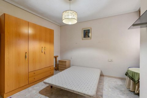 Apartment for sale Torrevieja, Alicante, Spain 4 bedrooms, 152 sq.m. No. 94071 - photo 14