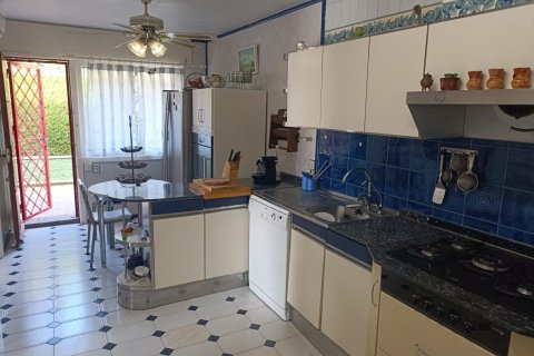 Villa for sale Dehesa De Campoamor, Alicante, Spain 4 bedrooms, 260 sq.m. No. 115258 - photo 4